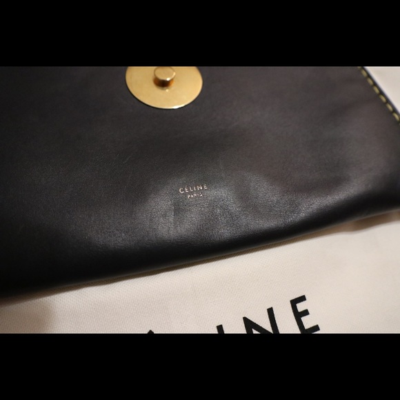 Classic Celine Calfskin CLUTCH with extra add on Chain - Picture 6 of 6
